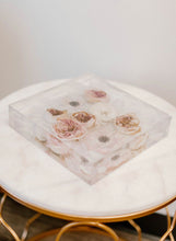 Load image into Gallery viewer, Preserve Florals